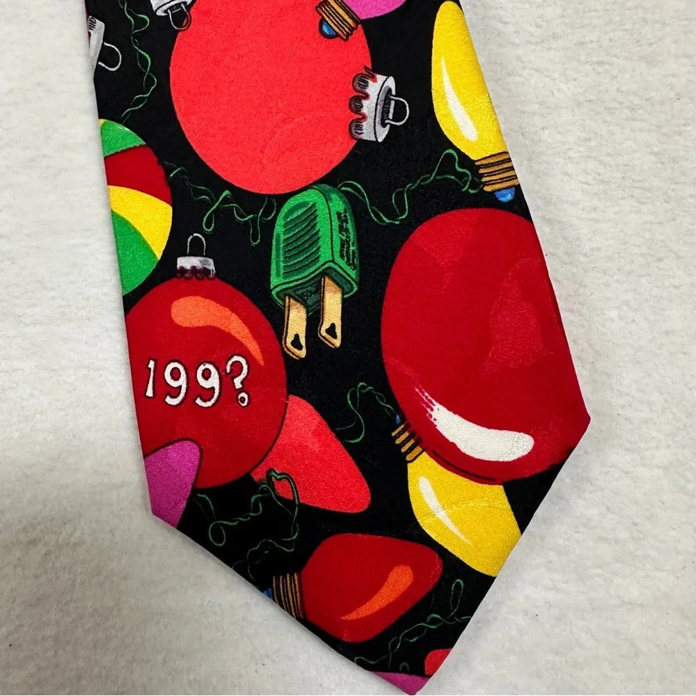 Festive Holiday Tie Colorful Ornaments 90s‎ vintage Christmas lights black